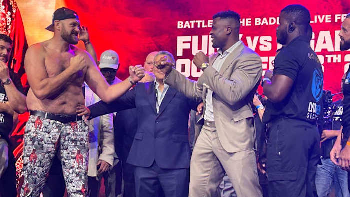 Tyson Fury at his press conference in London in September 2023 to annouce his fight with Francis Ngannou. Though he eventually took off his jacket and shirt to make a statement— Fury's custome suit was designed by adviser Navid Salimian (Joseph Hammond) © Z News Inc.